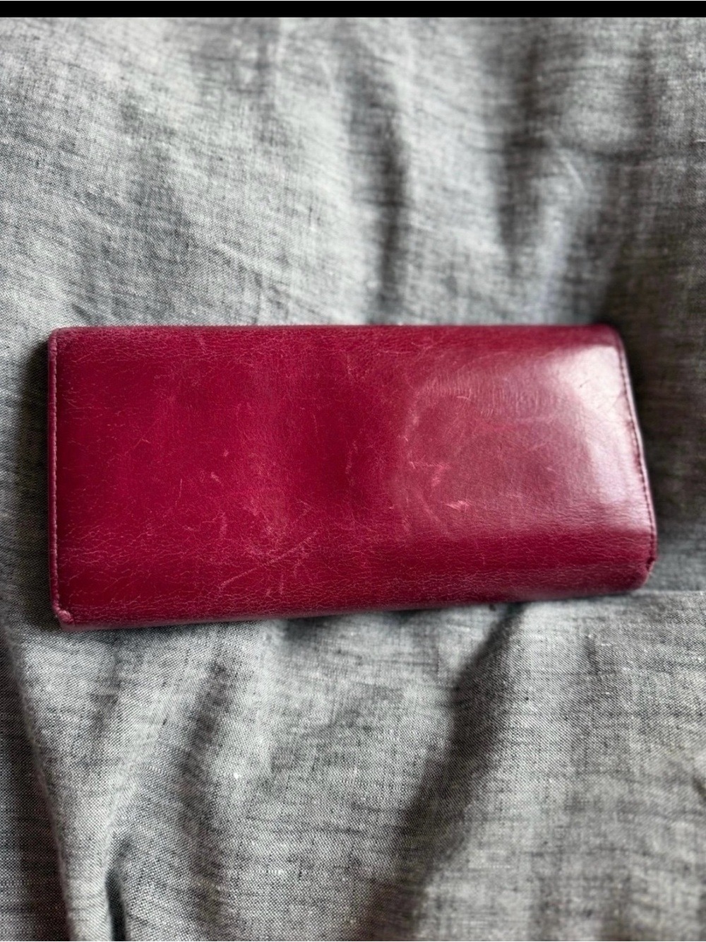 HOBO Burgundy Leather Kiss-Lock Clutch Wallet - Picture 2 of 4